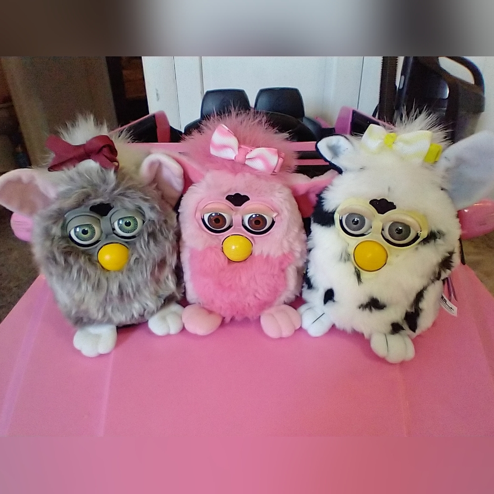 furby bundle of 2 pink and black and white one ❤️reserved for Stacy